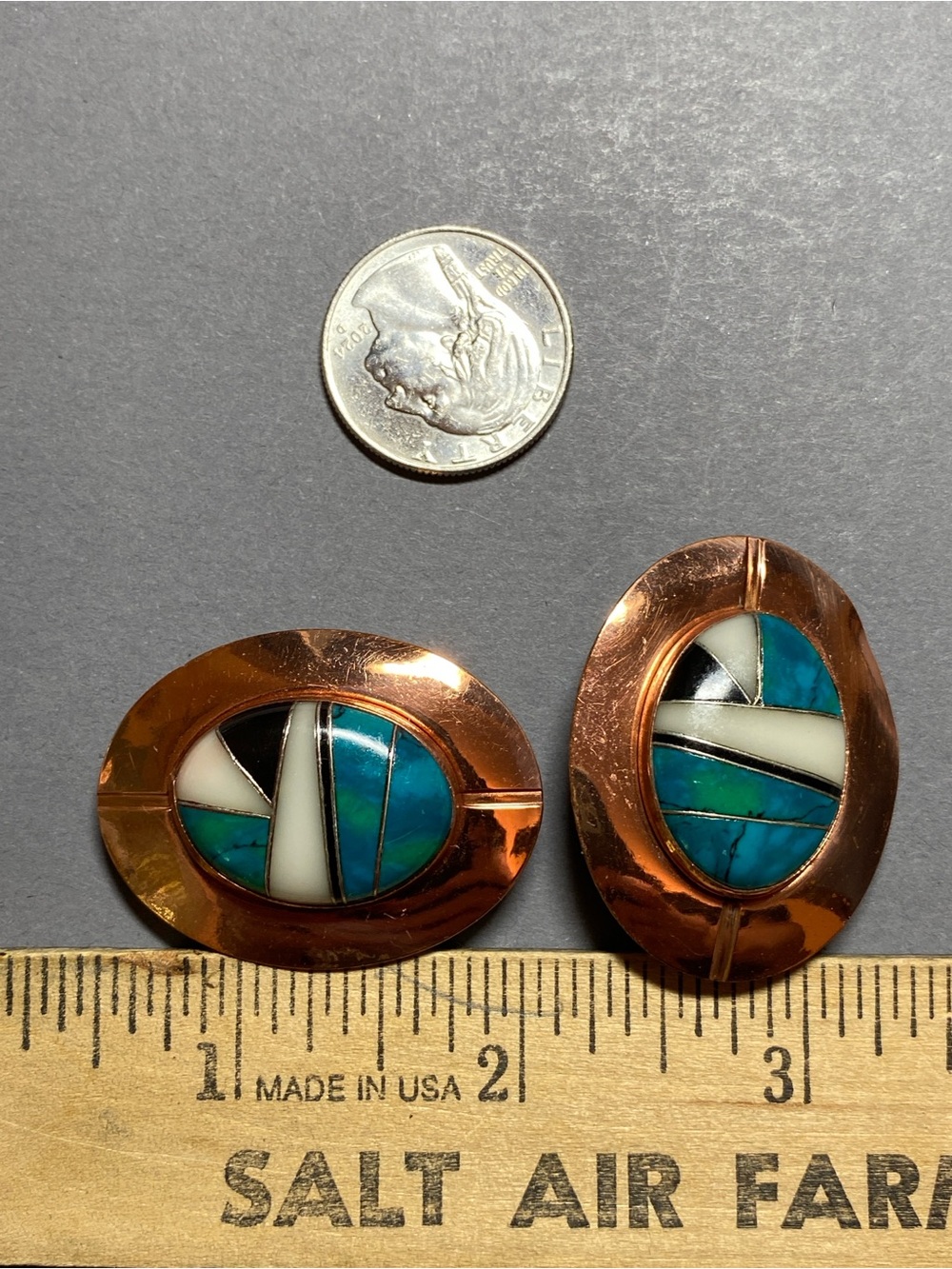 Vintage copper gemstone inlay clip earrings - Picture 2 of 4
